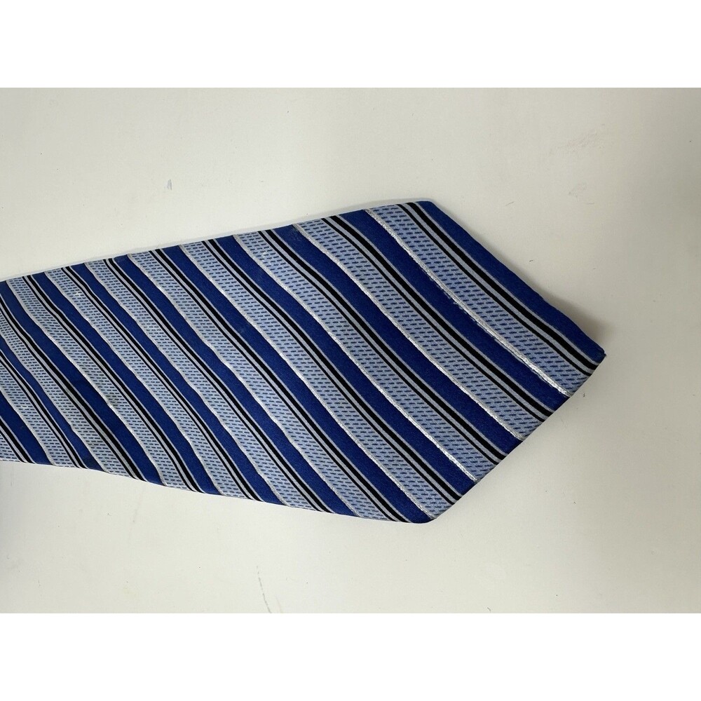 DONALD J. TRUMP Signature Collection Men's 100% Silk Tie ~ Navy Blue ~ Striped